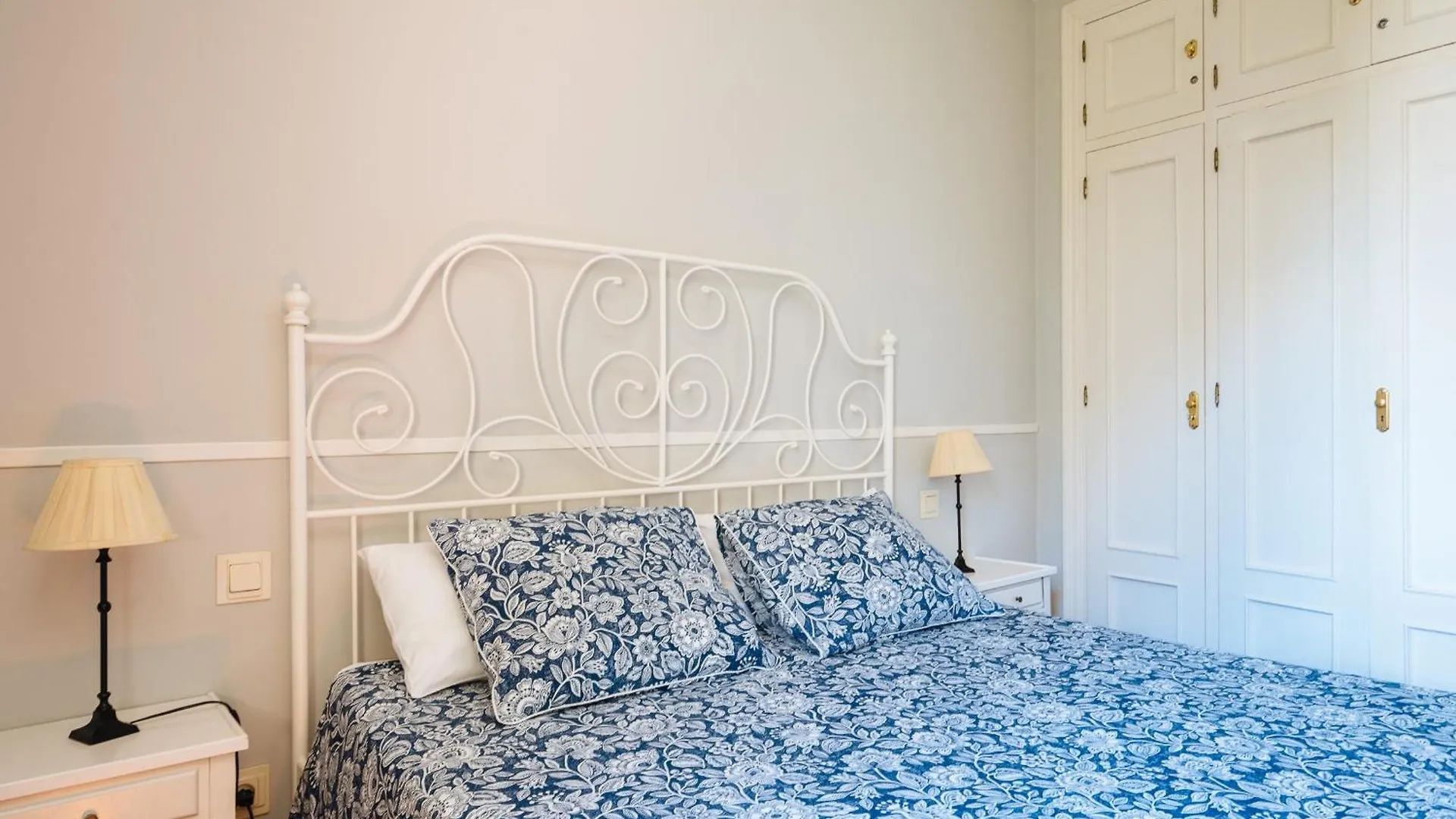 Novalia Home Suite Seville