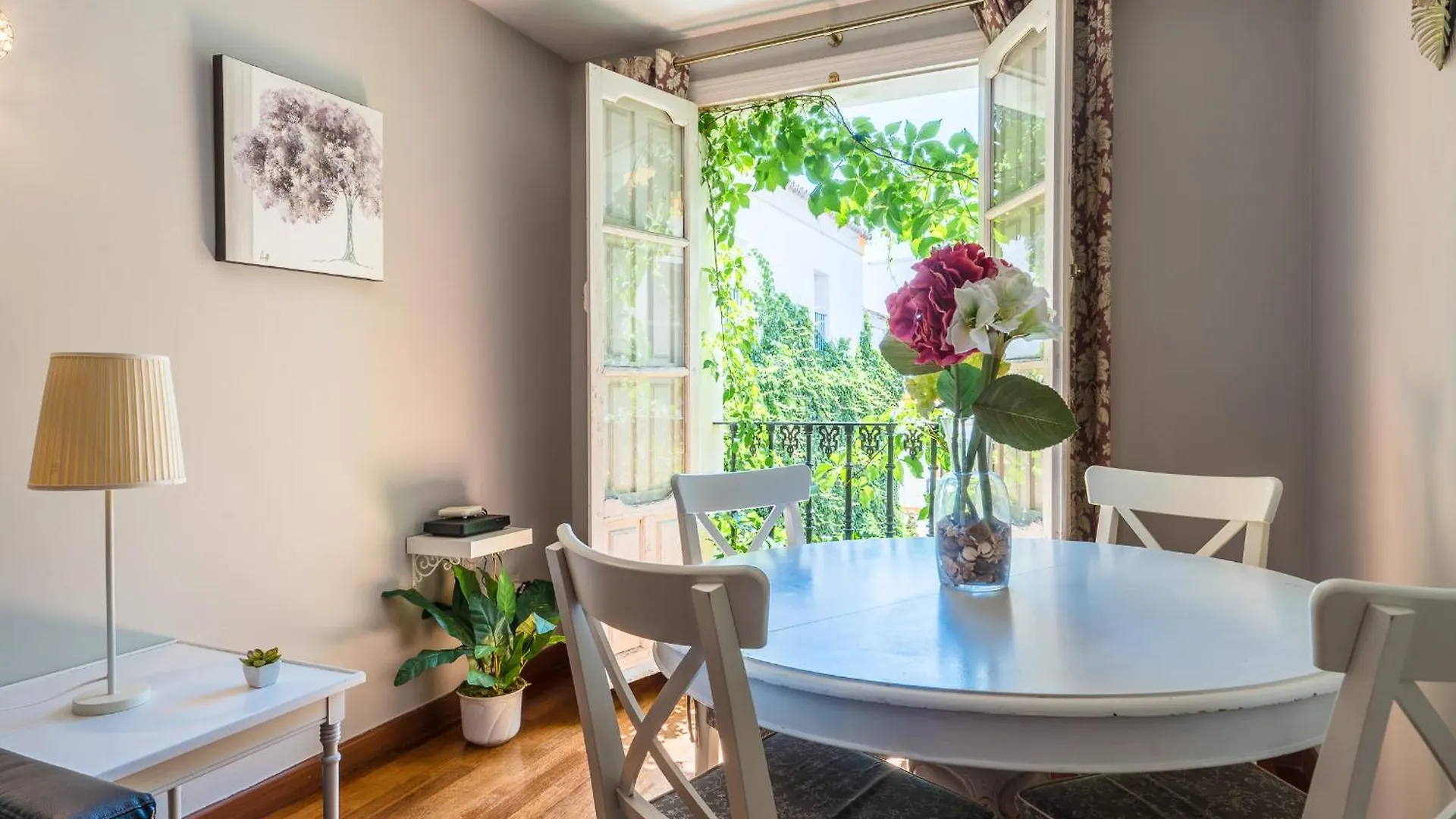 Apartment Novalia Home Suite Seville Spain